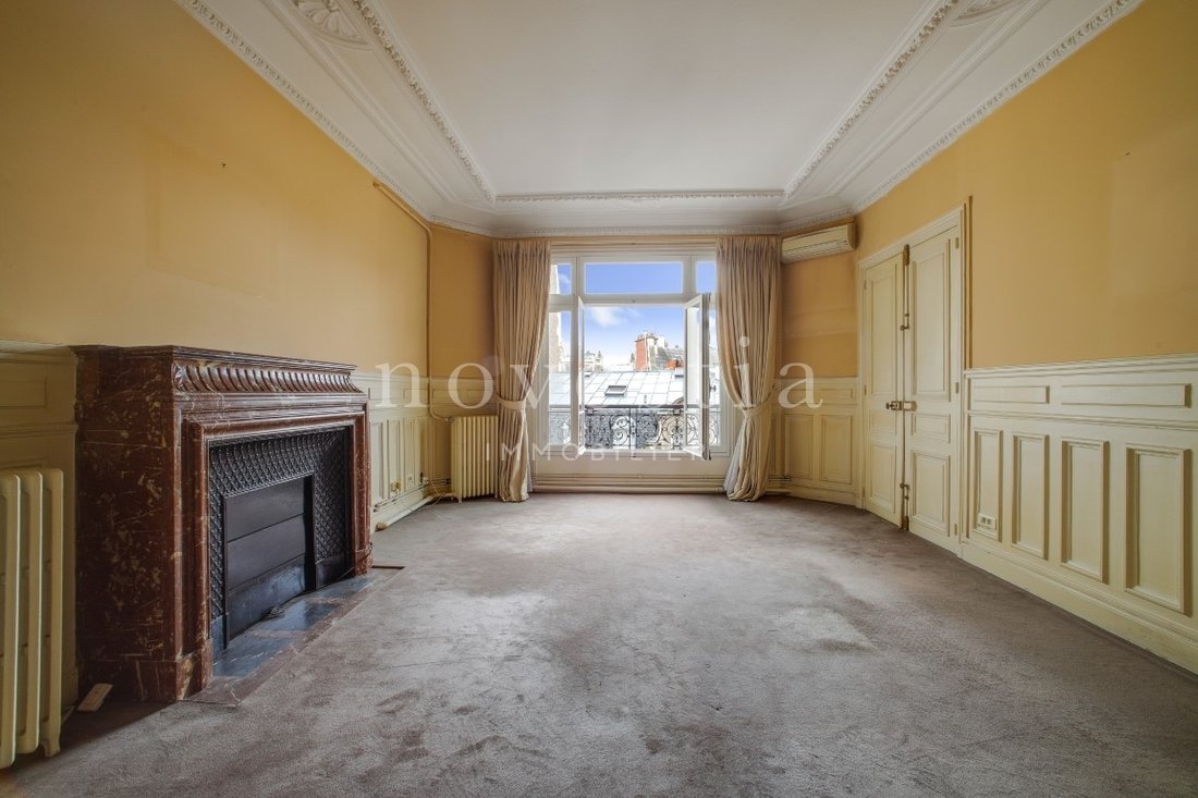 Apartment in Porte Dauphine, Paris 16e Arrondissement, Paris 4 - 18548480