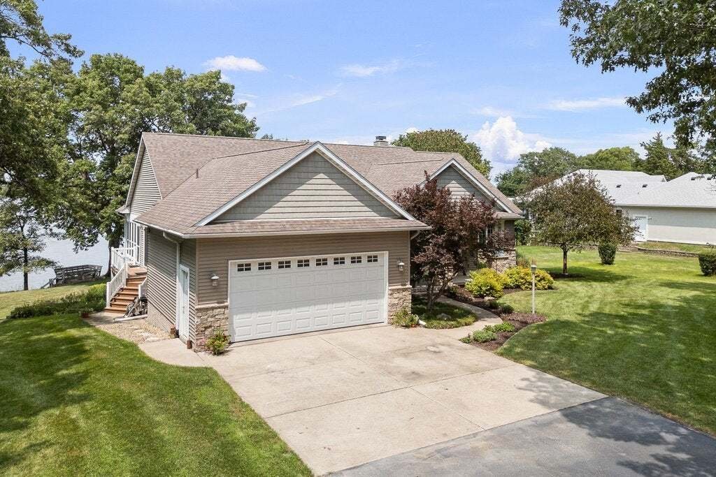 House in Cordova, Illinois, United States 2 - 18548693