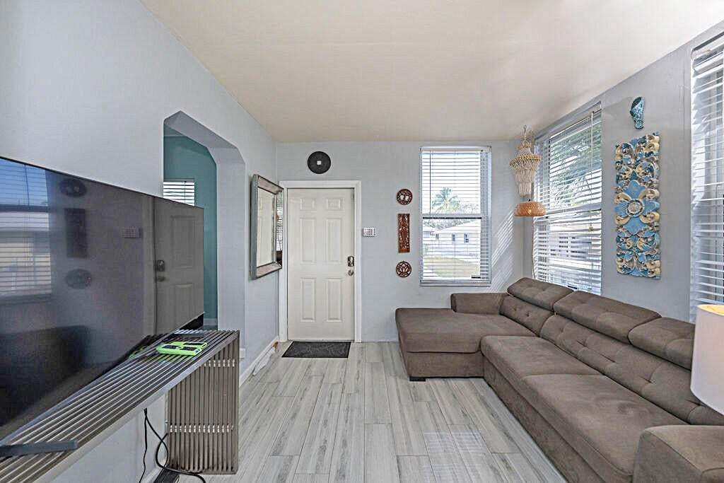 House in Key Colony Beach, Florida, United States 4 - 18551118