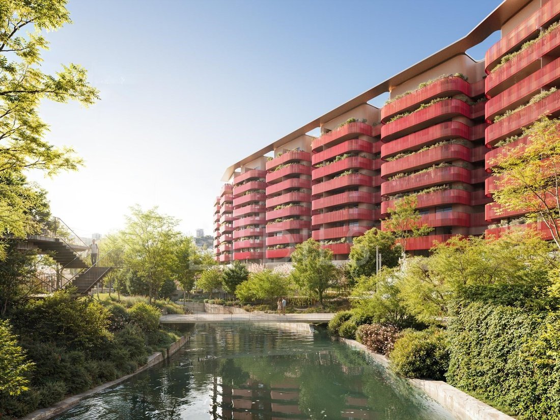 Apartment in Lordelo do Ouro e Massarelos, Porto District, Portugal 1 - 18550062