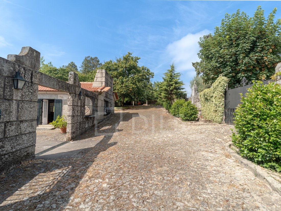 Finca in Santo Isidoro e Livracao, Porto District, Portugal 4 - 18549928