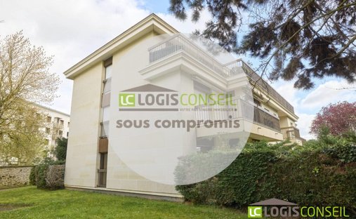 Apartment in La Faiencerie-Le Clos Saint Cyr, Bourg-la-Reine, France 1