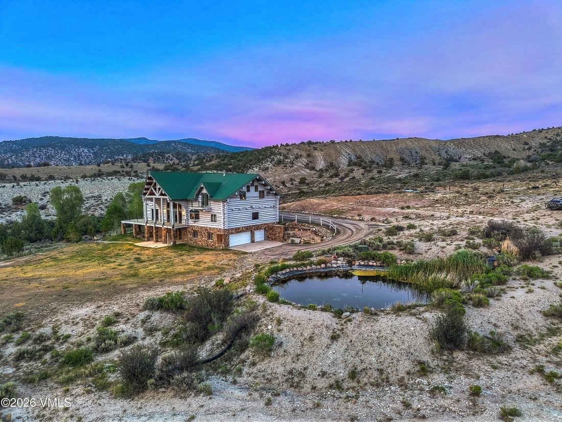 Farm Ranch in McCoy, Colorado, United States 3 - 18551243