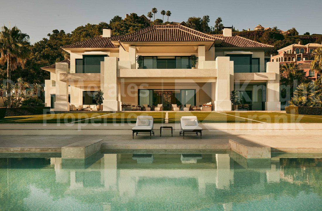 Villa in La Zagaleta, Benahavis, Andalusia 2 - 18549311