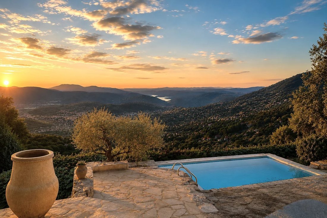 Country House in Cabris, Provence-Alpes-Côte d'Azur, France 2 - 17953259