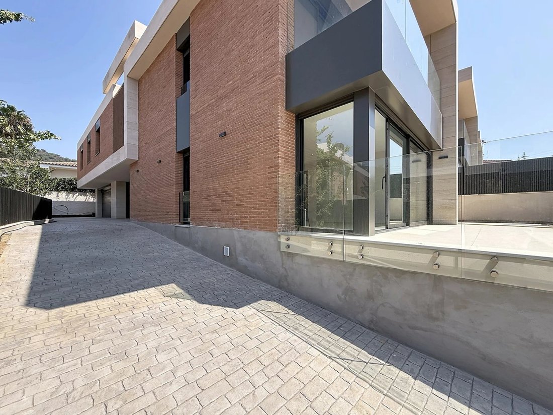 House in Premia de Dalt, Catalonia, Spain 5 - 18553267