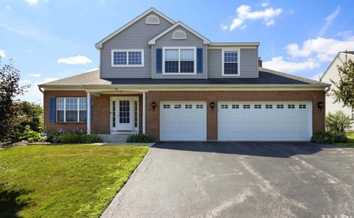 House in Lindenhurst, Illinois, United States 1