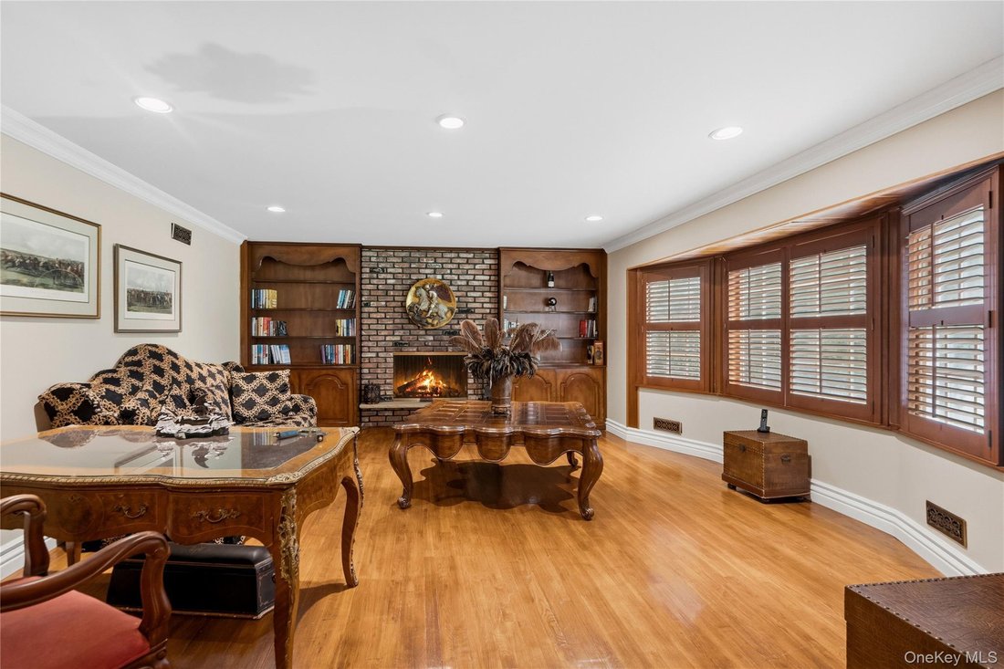 House in Roslyn, New York, United States 4 - 18553052
