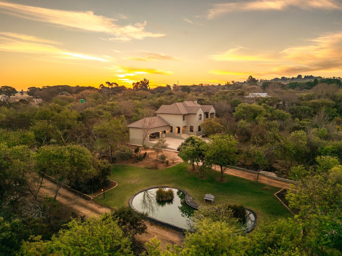 House in Honingklip, Gauteng, South Africa 2 - 18549504