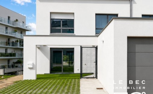 House in Zone Industrielle du Prat, Vannes, France 1