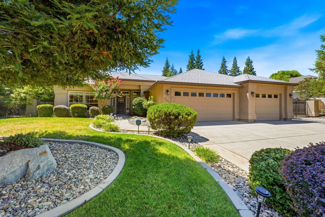 House in Redding, California, United States 1 - 18550051
