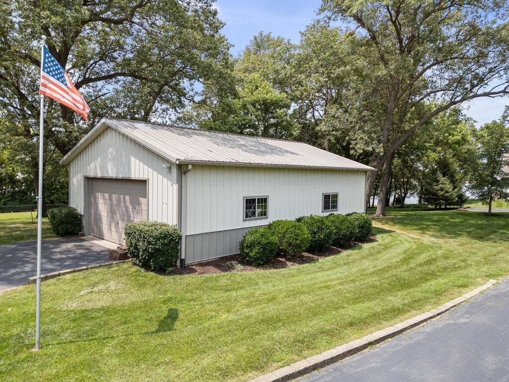 House in Cordova, Illinois, United States 5 - 18548693
