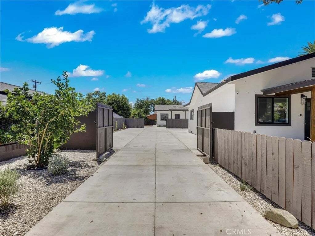 House in Santa Ana, California, United States 2 - 18548610