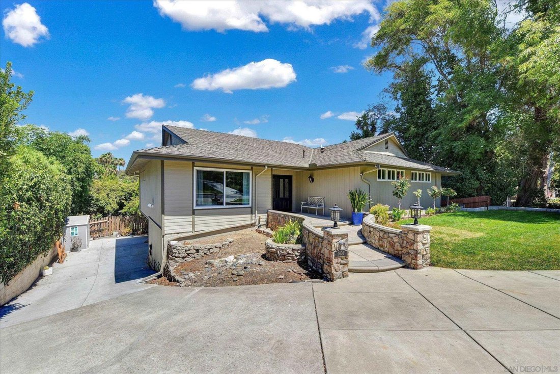 House in Fullerton, California, United States 4 - 18552503