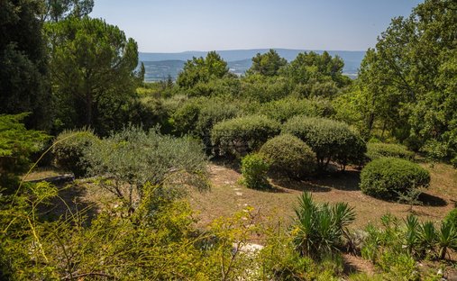 House in Joucas, Provence-Alpes-Côte d'Azur, France 1