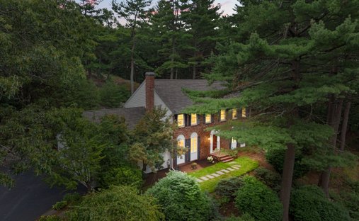 House in Westwood, Massachusetts, United States 1