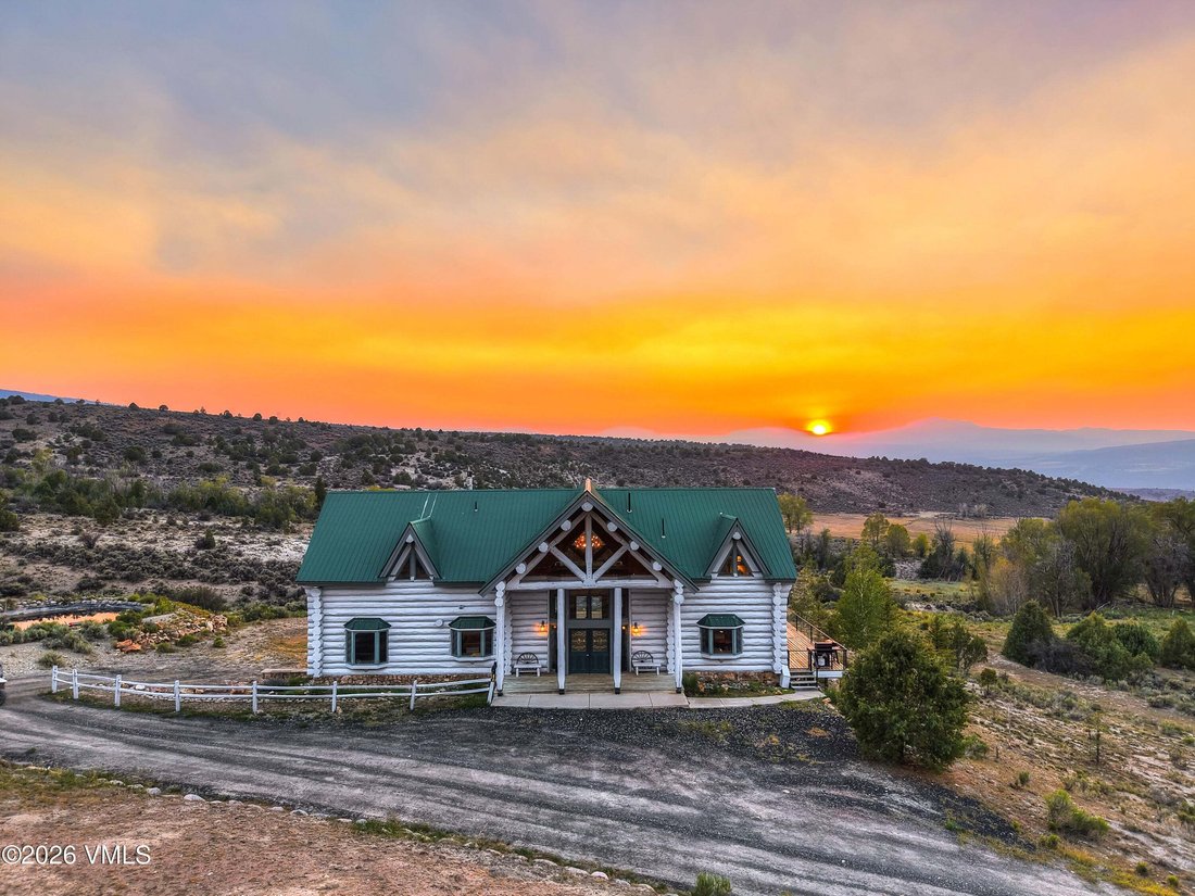 Farm Ranch in McCoy, Colorado, United States 2 - 18551243