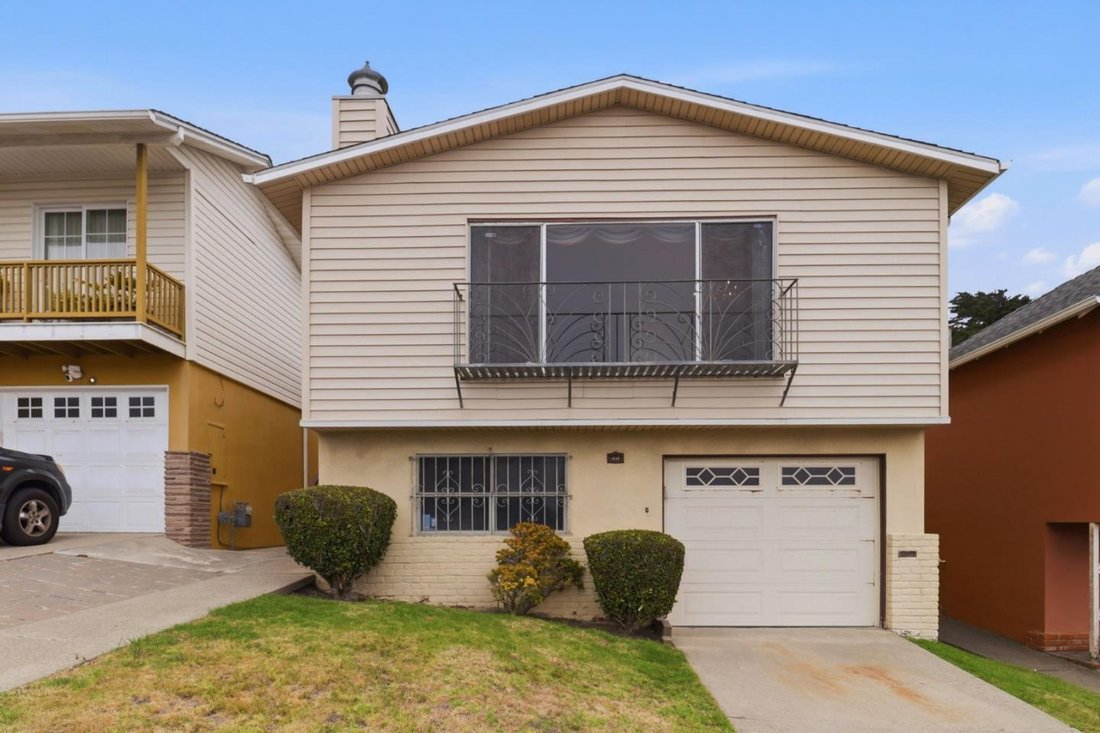 House in Colma, California, United States 1 - 18551644