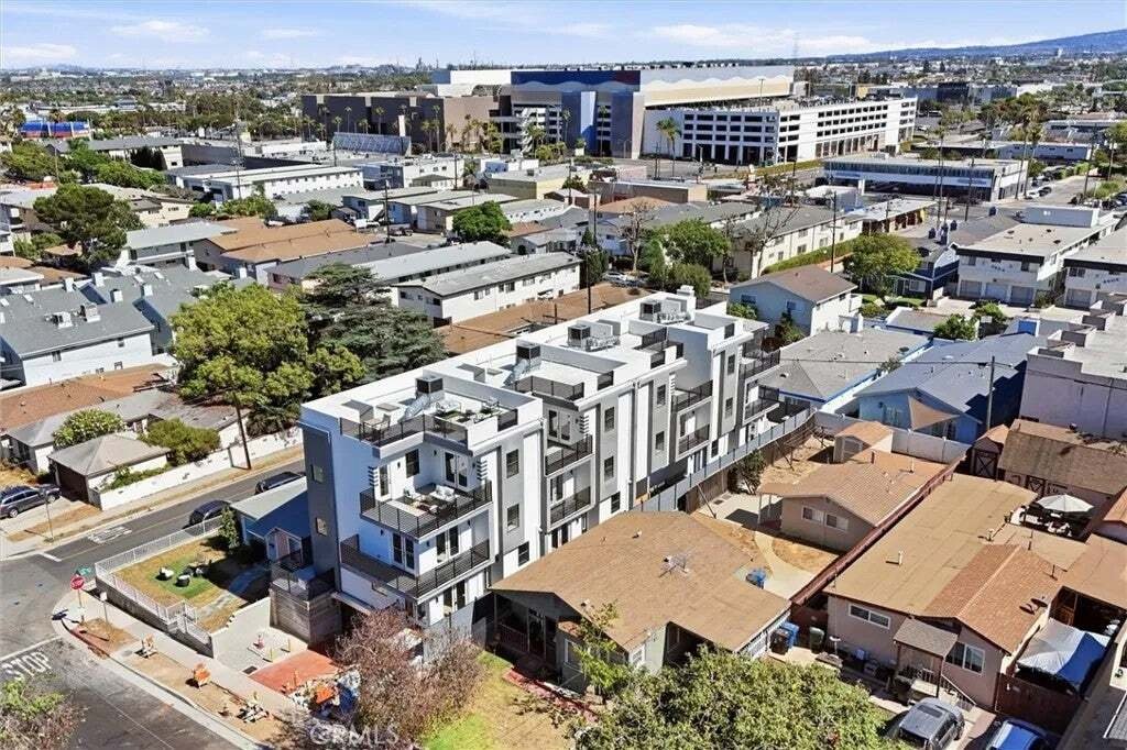 Townhouse in Lawndale, California, United States 3 - 18552551