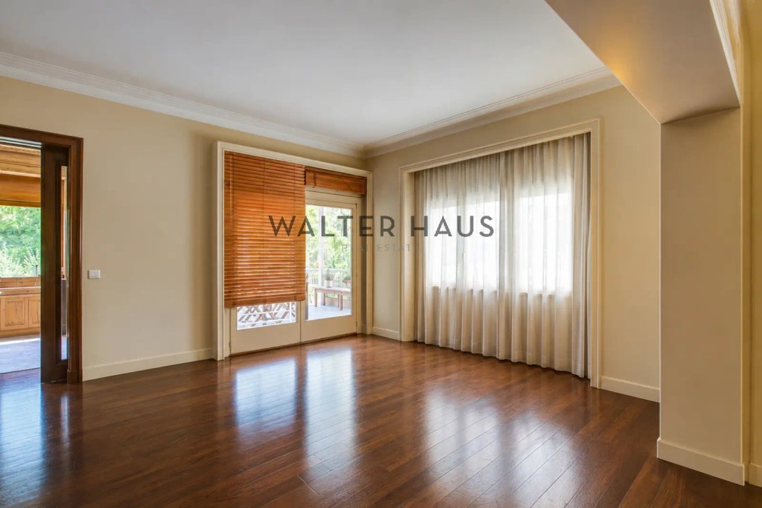 Apartment in Sarrià-Sant Gervasi, Barcelona, Spain 5 - 18328404