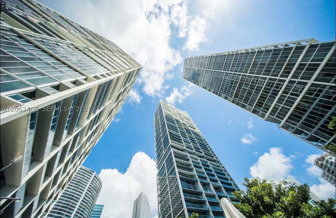 Condo in Miami, Florida, United States 4 - 18551935