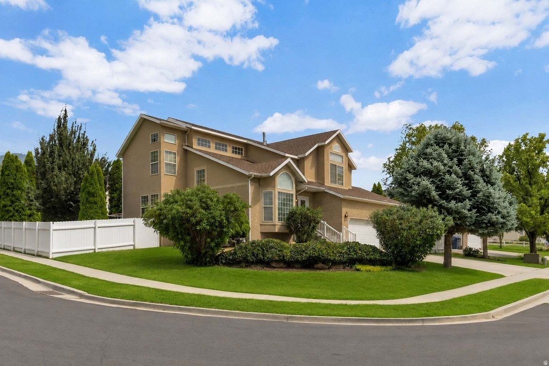 House in Sandy, Utah, United States 1 - 18551429