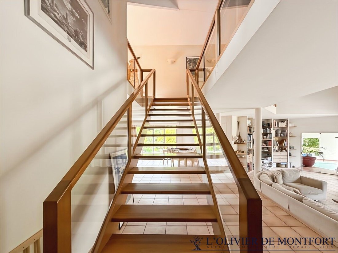 House in Montfort-l'Amaury, Ile-de-France, France 3 - 18548617