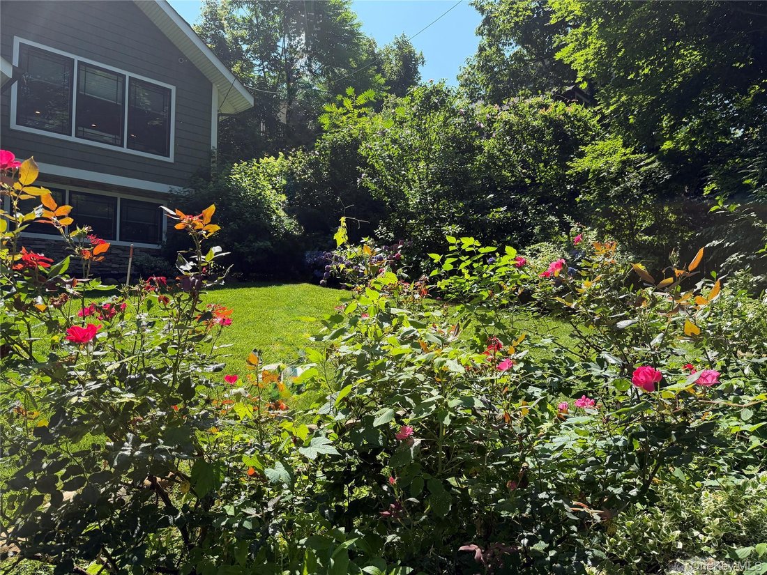 House in Sea Cliff, New York, United States 2 - 17820414