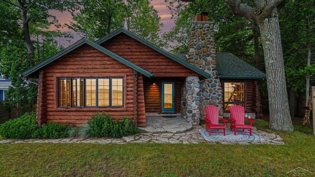 House in East Tawas, Michigan, United States 1 - 18551580