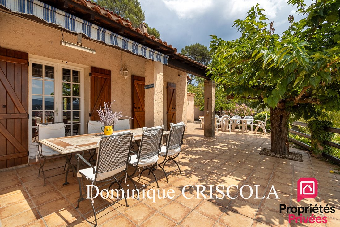 Villa in Tourves, Provence-Alpes-Côte d'Azur, France 2 - 18473251