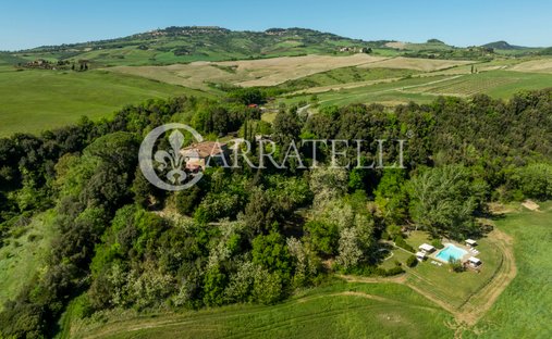 Country House in Volterra, Tuscany, Italy 1