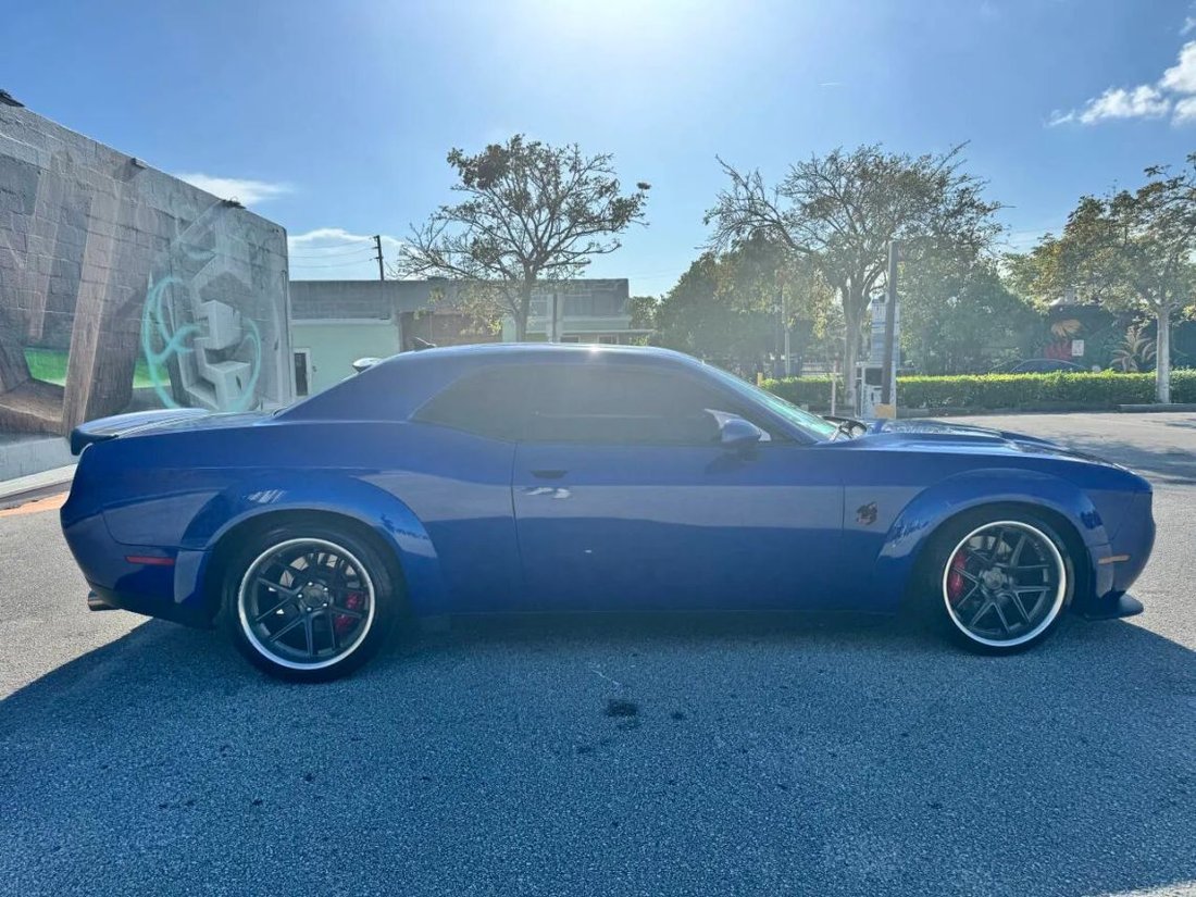 Coupe in Fort Lauderdale, FL, United States 4 - 15926272