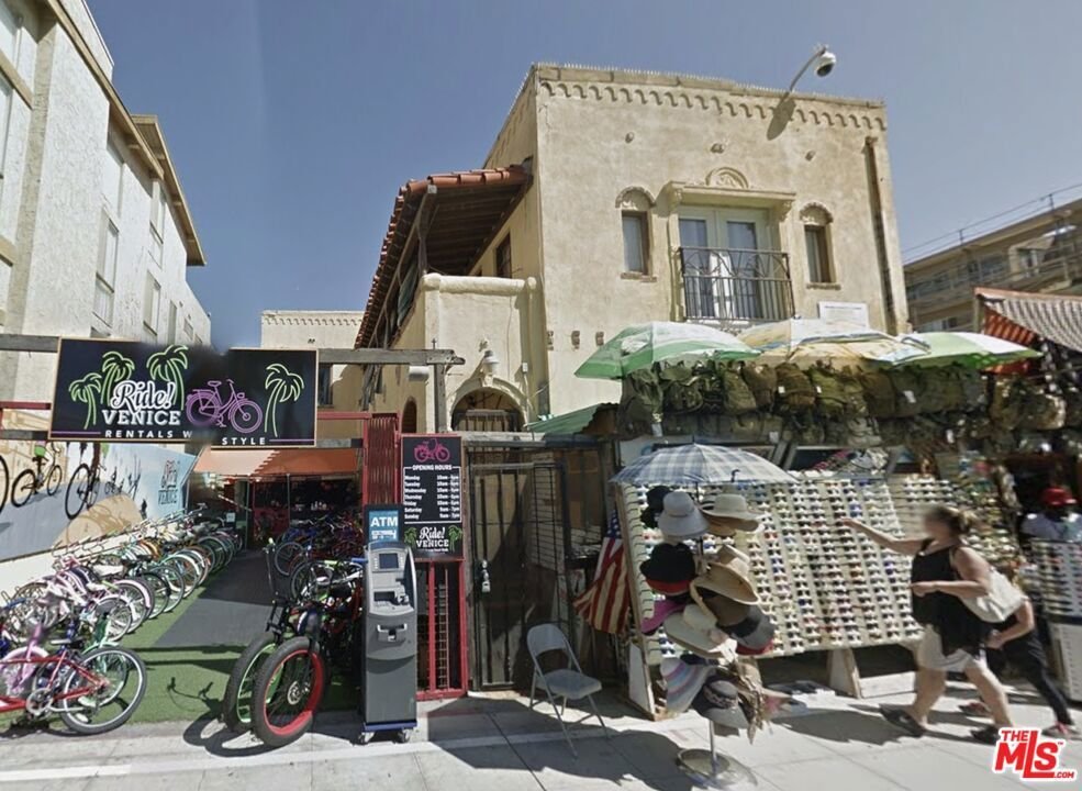 House in Los Angeles, California, United States 4 - 18551029