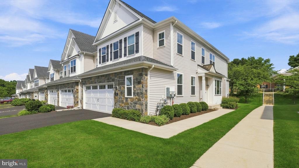 Townhouse in Ivyland, Pennsylvania, United States 1 - 18548335