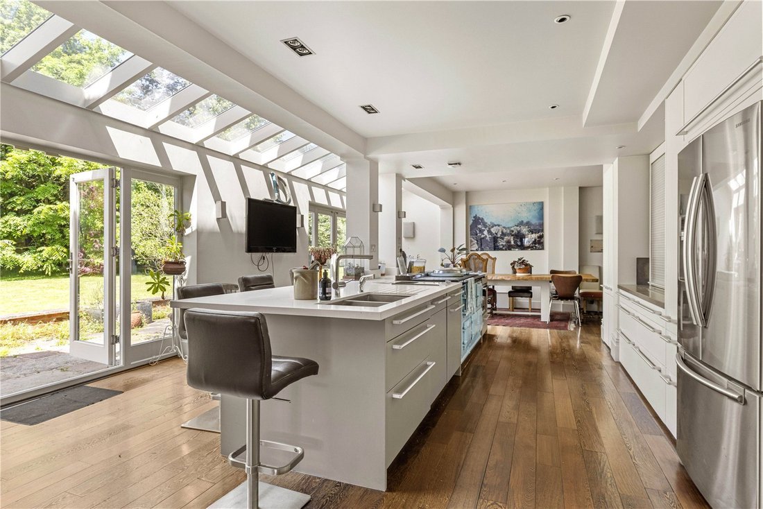 Casa en Cranleigh, Inglaterra 5 - 18549259