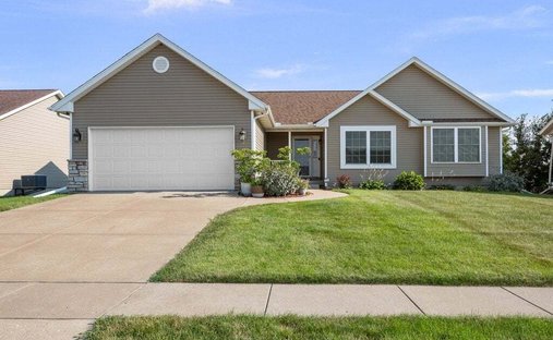 House in Bettendorf, Iowa, United States 1