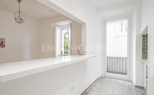 Apartment in Misericordia, Lisbon, Portugal 1