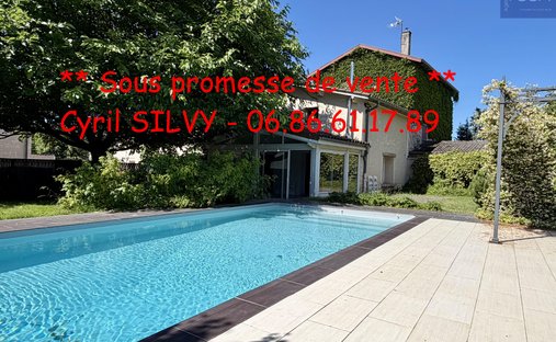House in Quincieux, Auvergne-Rhône-Alpes, France 1