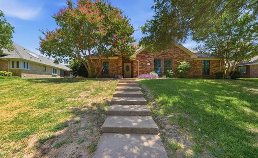 House in Plano, Texas, United States 1