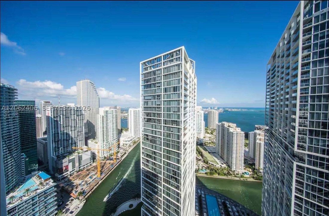 Condo in Miami, Florida, United States 3 - 18551935