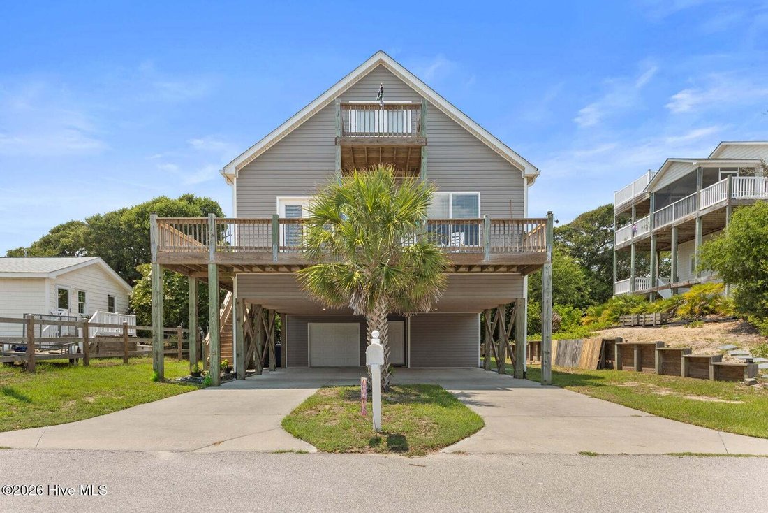 House in Emerald Isle, North Carolina, United States 1 - 18551761