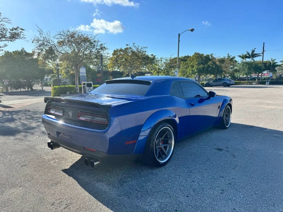 Coupe in Fort Lauderdale, FL, United States 5 - 15926272