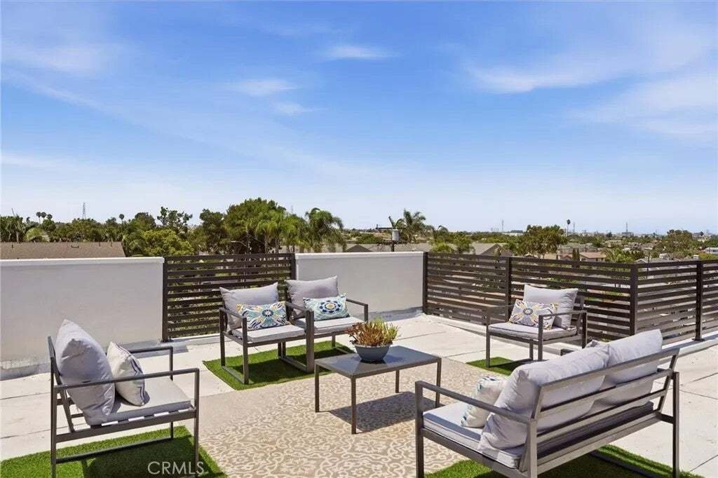 Townhouse in Lawndale, California, United States 1 - 18552460