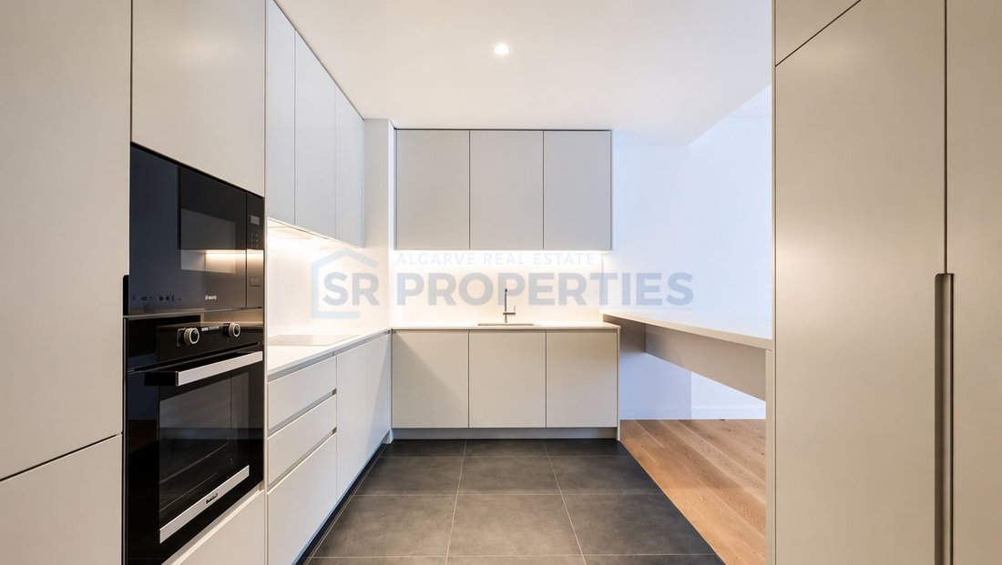 Apartment in Quarteira, Algarve, Portugal 4 - 18438120