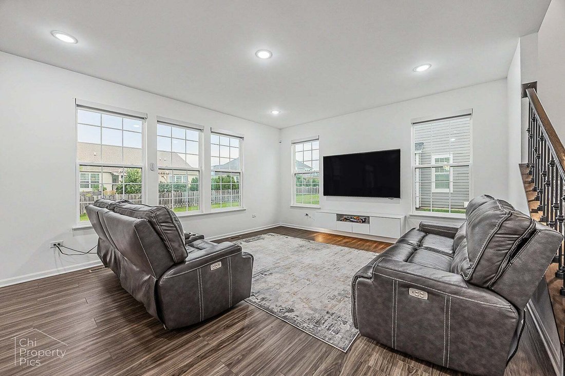 House in Campton Hills, Illinois, United States 3 - 18552651