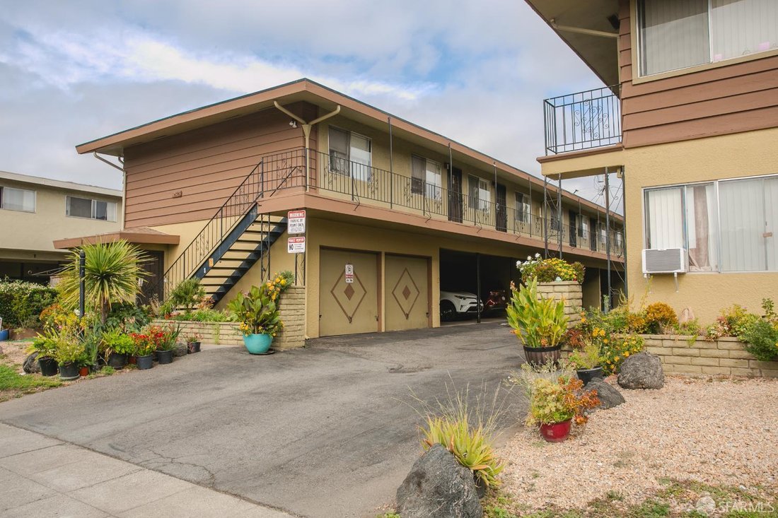 Saratoga, California, United States 3 - 18550914