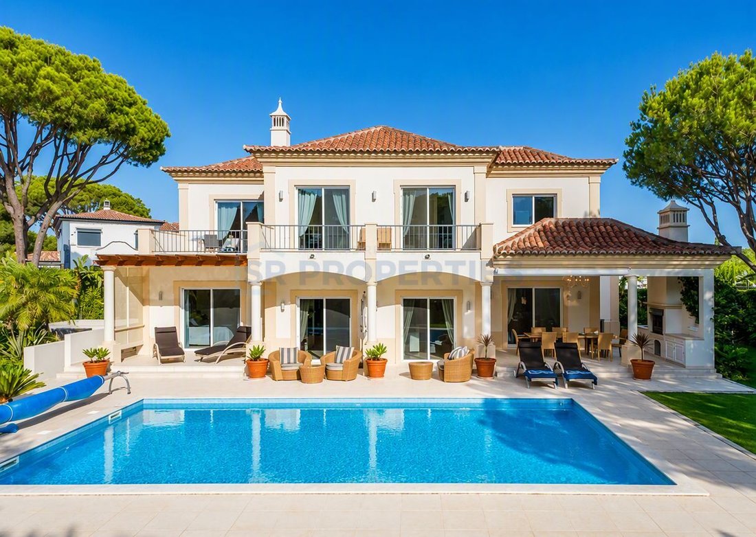 House in Vilamoura, Quarteira, Algarve 1 - 18437682