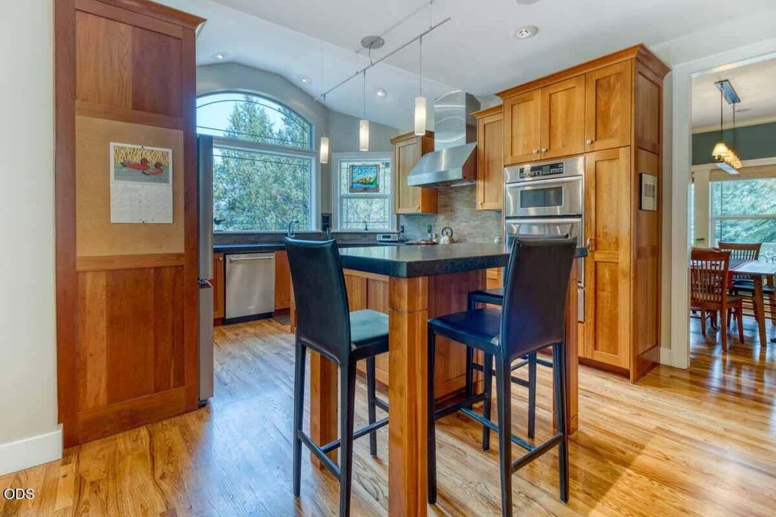 House in Bend, Oregon, United States 1 - 18551413