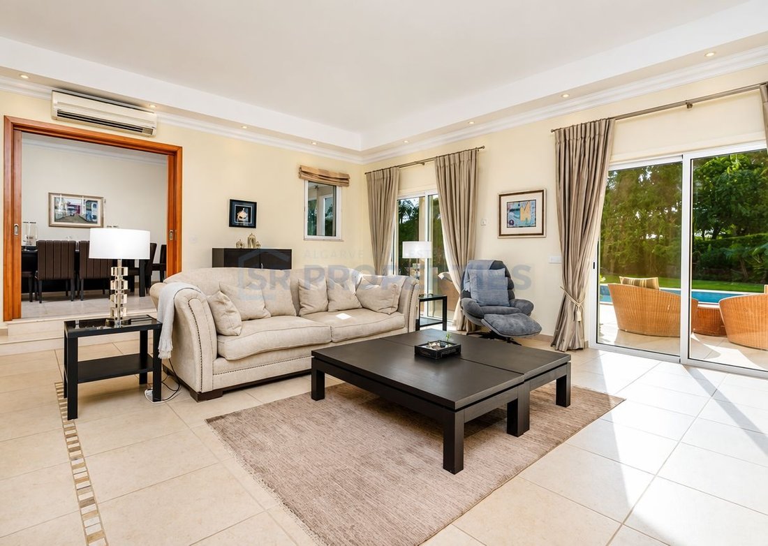 House in Vilamoura, Quarteira, Algarve 2 - 18437682