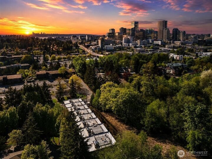 Townhouse in Bellevue, Washington, United States 2 - 18554282